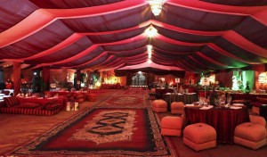 Tematyczne imprezy - wykorzystanie hal namiotowych na niebanalne imprezy